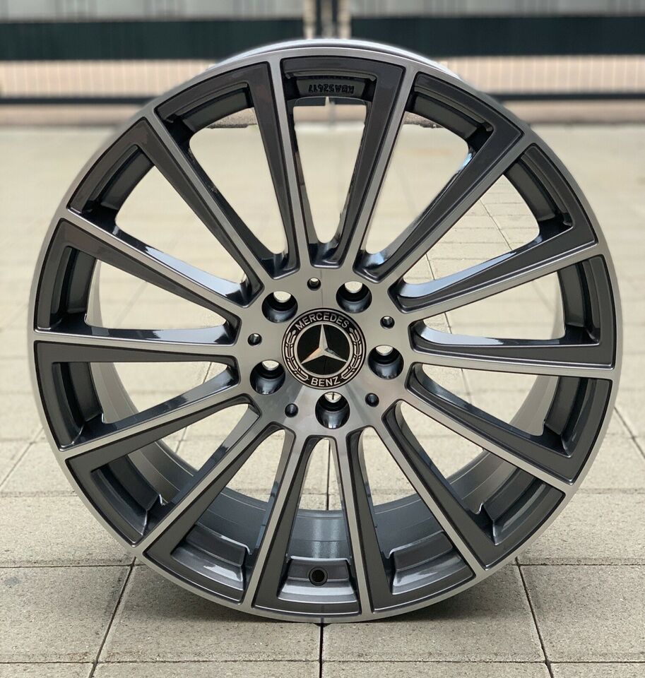 4 pretoria silver 18' 5x112. GOLF 7 8x18"